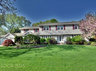 52 Clairmont Dr, Woodcliff Lake, NJ 07677