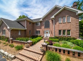 12 Moate Ln, Barrington Hills, IL