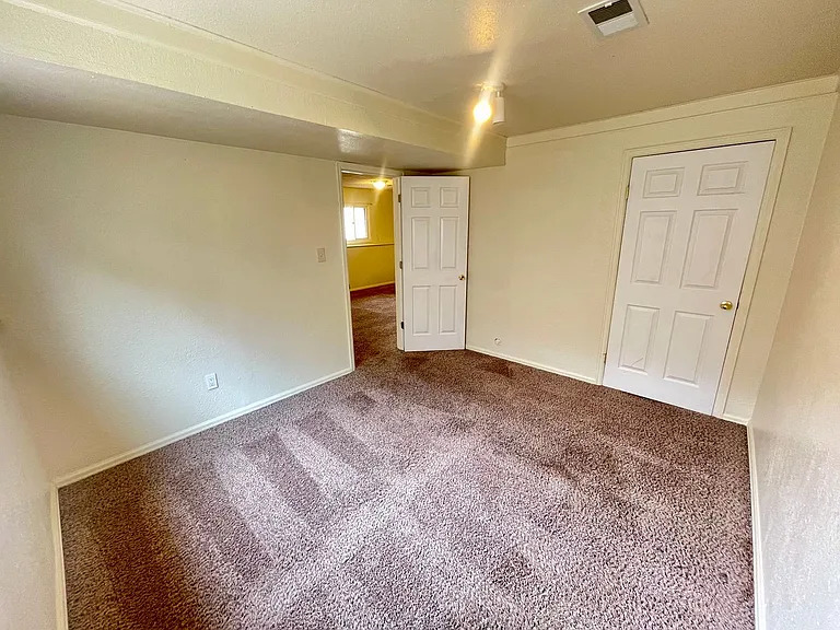 1907 Buena Vista Pl — Photo 22