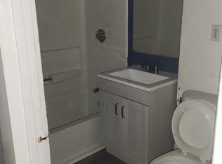 143 Cambridge St APT 3, Worcester, MA 01603