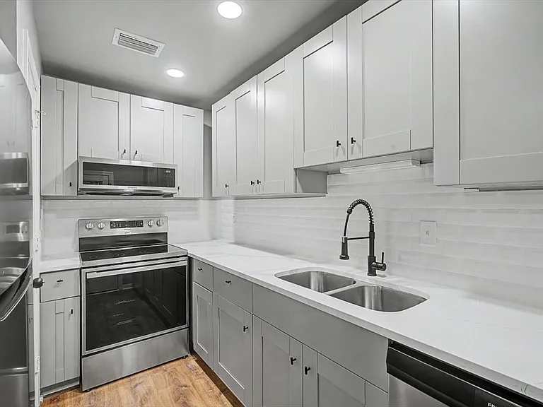 2430 Coosawattee Dr NE #B — Photo 6