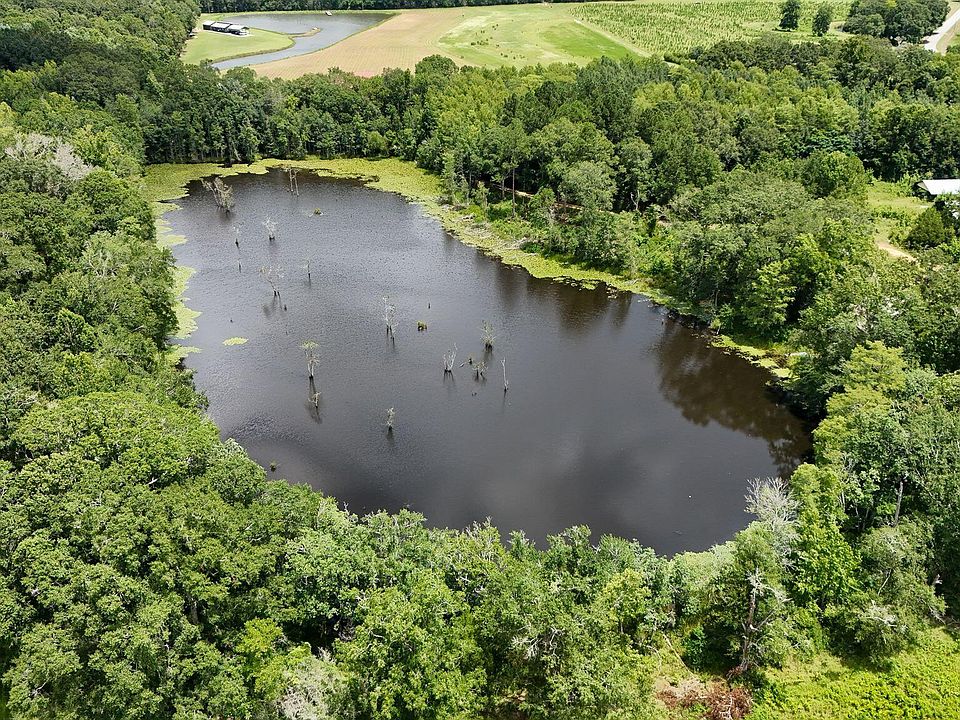 1st image of 601 Oak Grove Rd