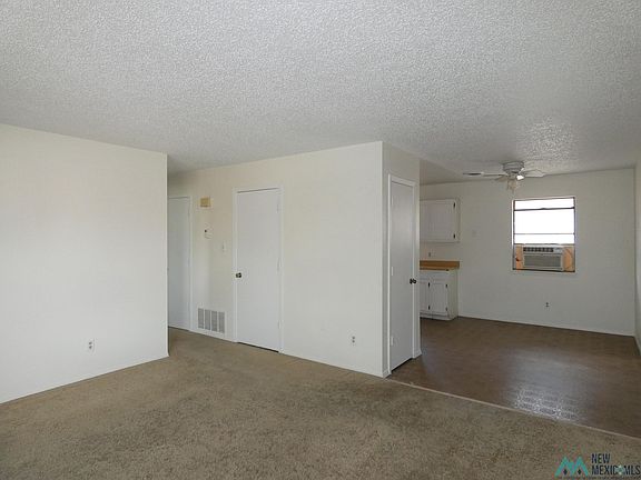 3rd image of 3607 Tracy Cir