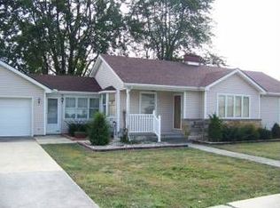 124 E Napoleon Rd, Bowling Green, OH 43402