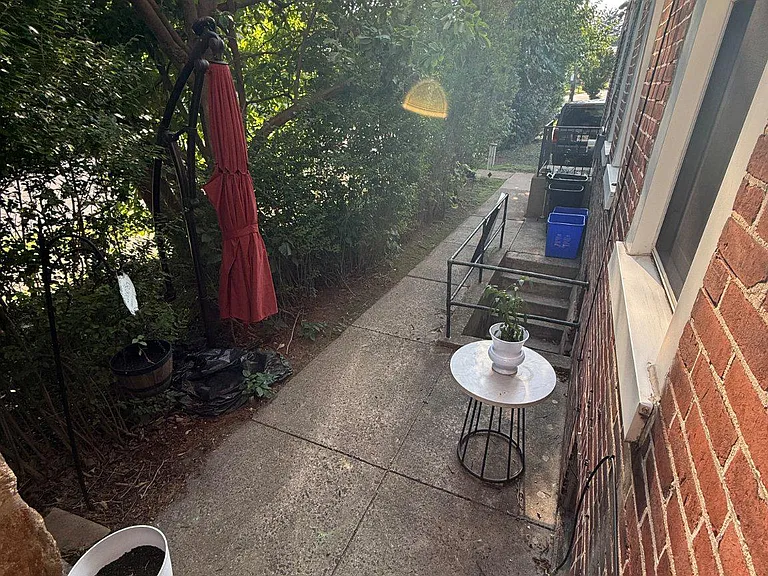 6400 Oxford Ave — Photo 28