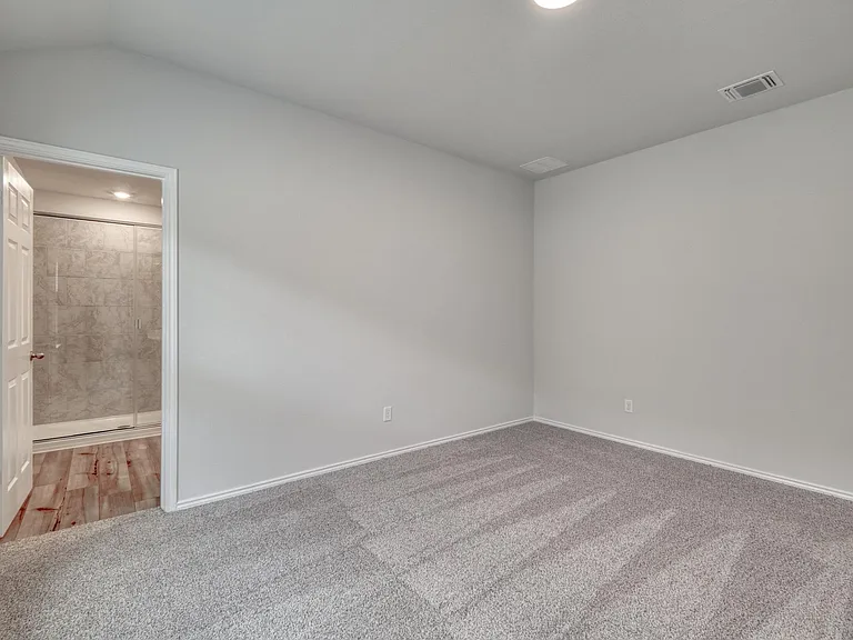 167 McNamara Ct — Photo 9