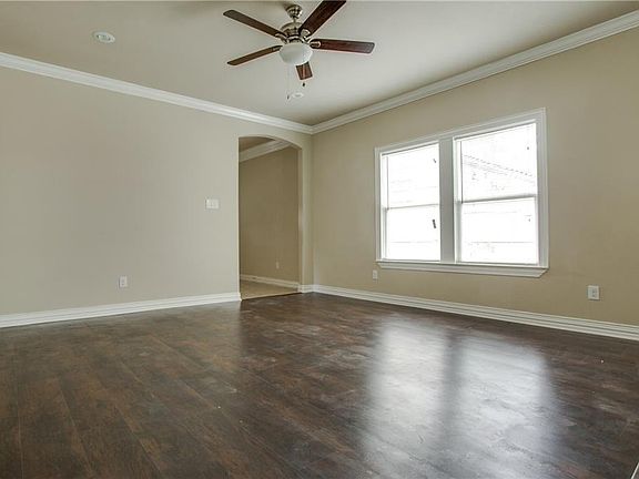 3rd image of 2707 Pall Mall Ave