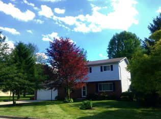409 Graceland Dr, London, OH 43140
