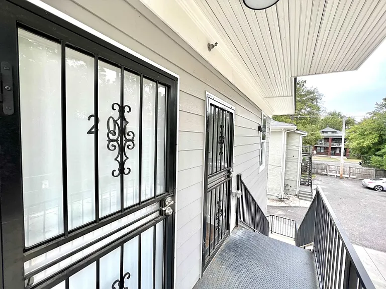 26 N McLean Blvd #201 — Photo 24