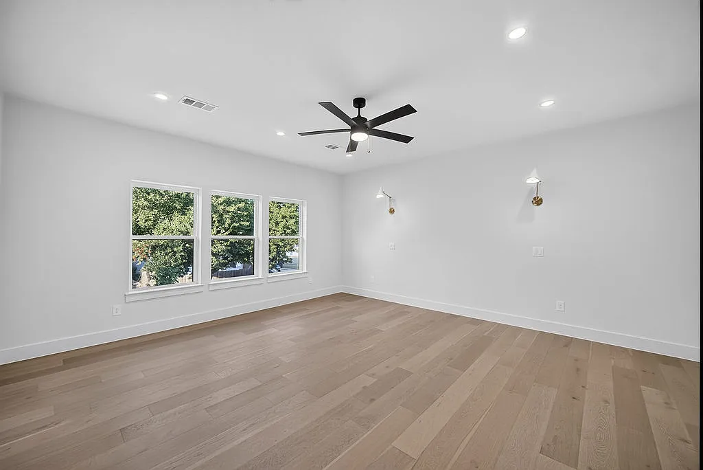 3 bed, 2234 sqft, $3,800 — Photo 1