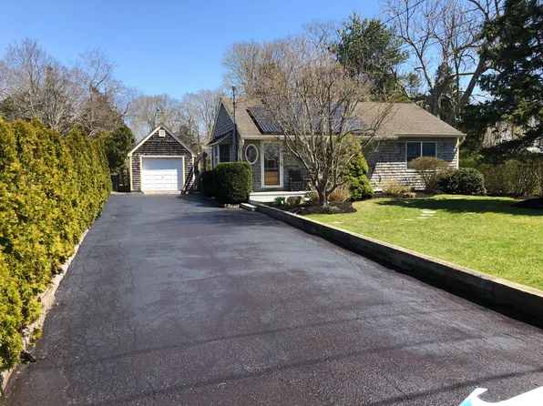 (undisclosed Address), East Quogue, NY 11942