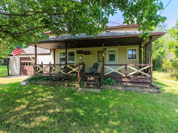 712 N Washington St, Crestline, OH 44827