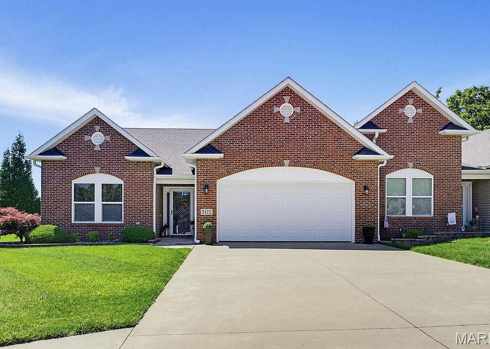 1st image of 3172 Park Place Dr