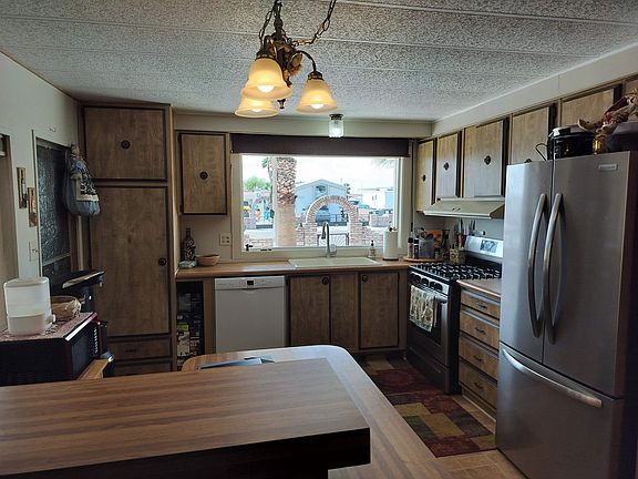 5th image of 12226 E 39th St