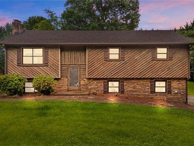 424 Raye Dr, Winston Salem, NC, 27107