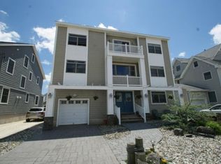 31 3rd Ave, Seaside Park, NJ 08752
