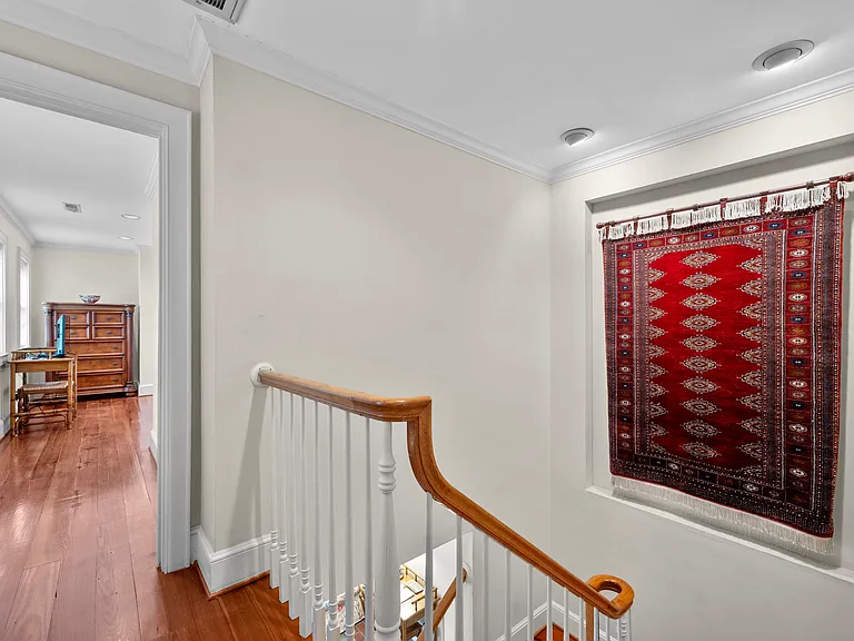 69 Anson St — Photo 16