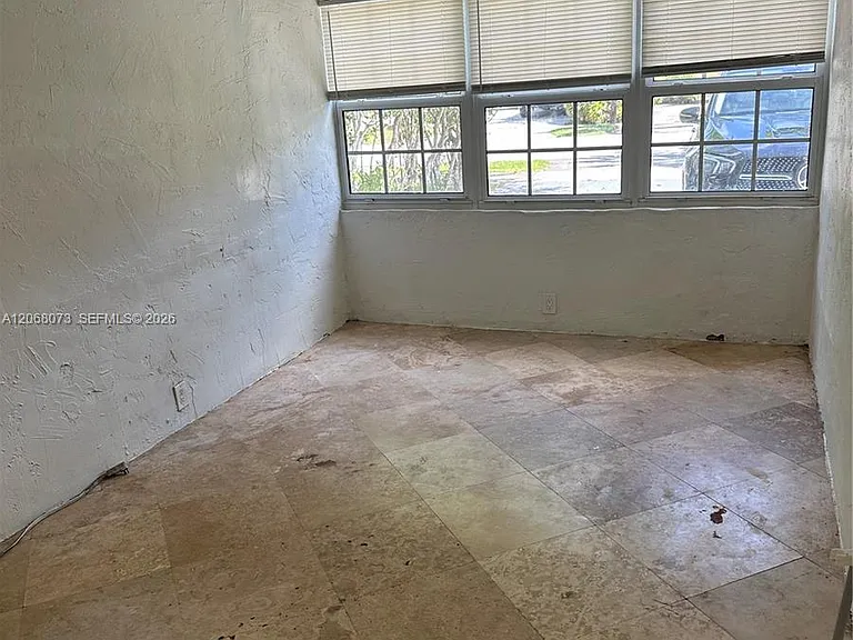 1422 Wiley St — Photo 12