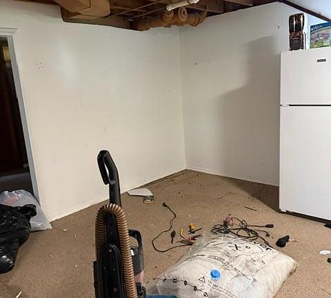 3rd image of 5724 Franklin St