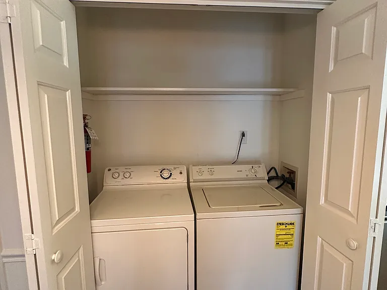 2905 Burch Ave #10 — Photo 12