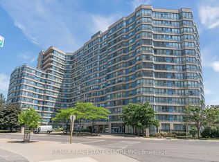 250 E Webb Dr #612, Mississauga, ON L5B3Z4