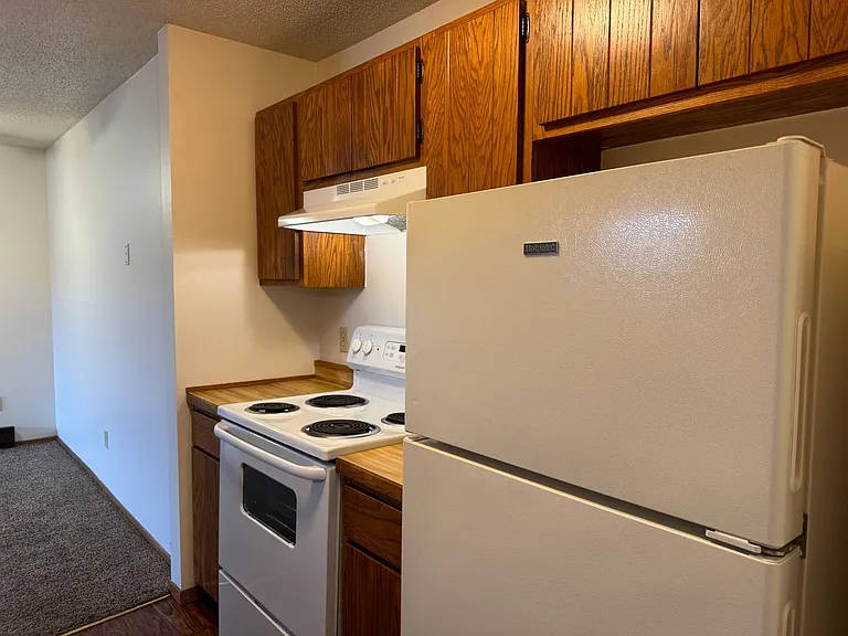 Gatewood Apartments — Photo 38