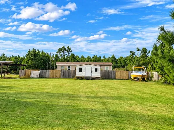 149 Chellsey St, Wewahitchka, FL 32465
