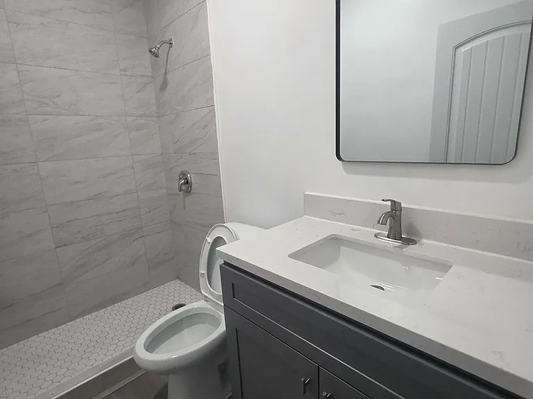 1265 Windsor Dr — Photo 14