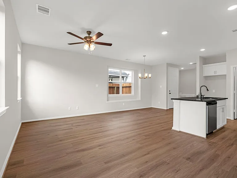 27839 Western Creek Ct — Photo 7