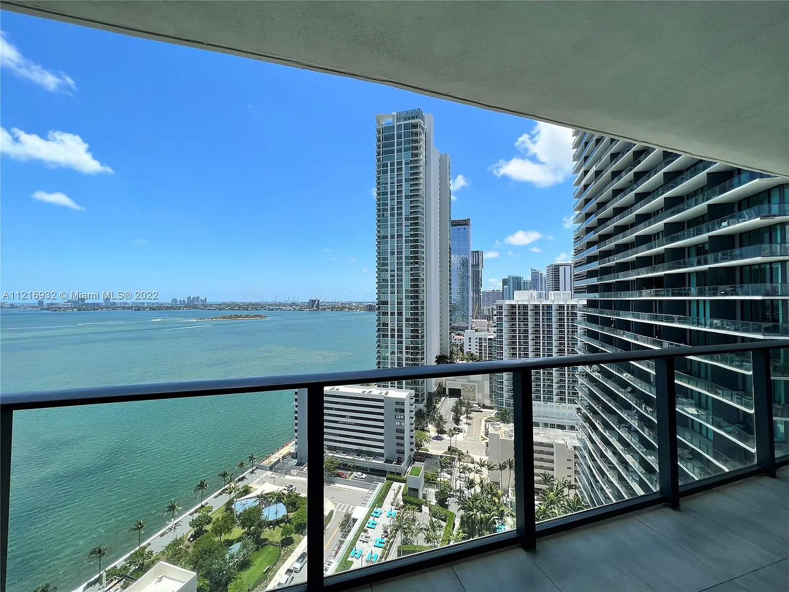 2 bed, 1175 sqft, $5,875 — Photo 3