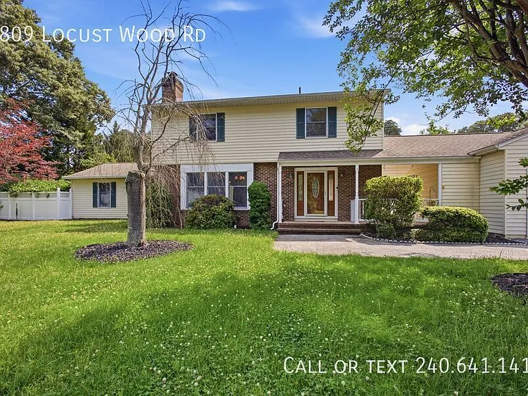 7809 Locust Wood Rd — Photo 1