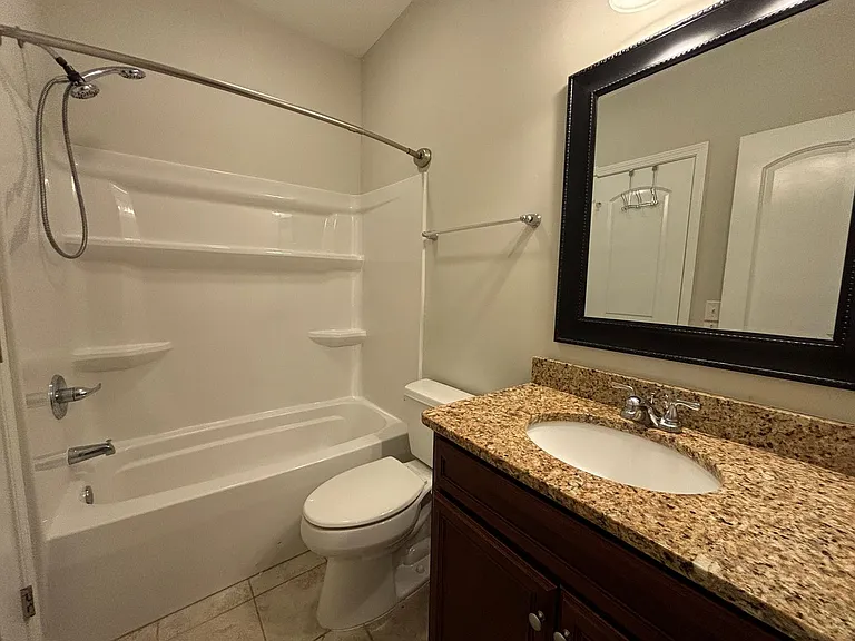 408 Abe Cir — Photo 5