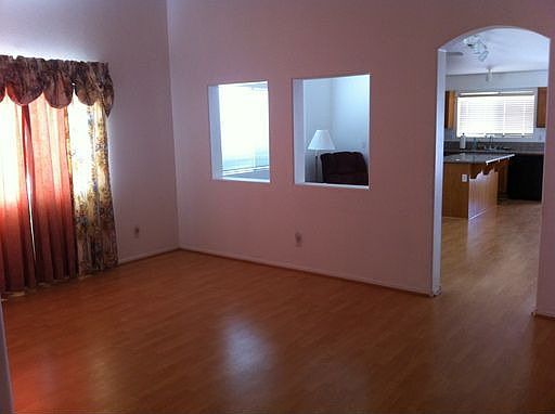 3rd image of 2098 Madica Ave