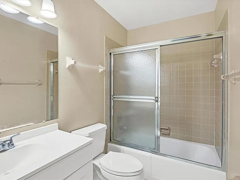 6642 Schooner Bay Cir #6642 — Photo 22