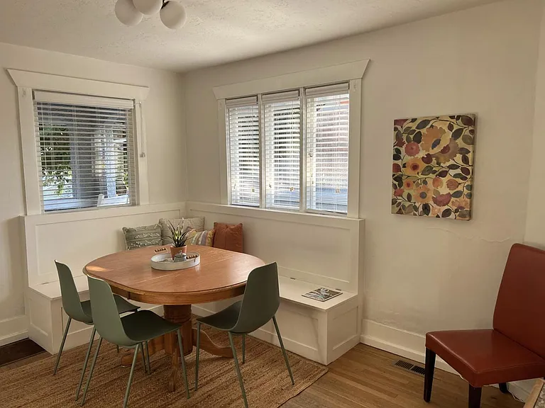 1123 E Sunnyside Ave S — Photo 13
