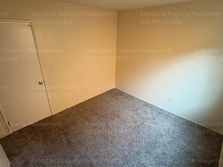 524 Sunset Meadow Ln — Photo 29