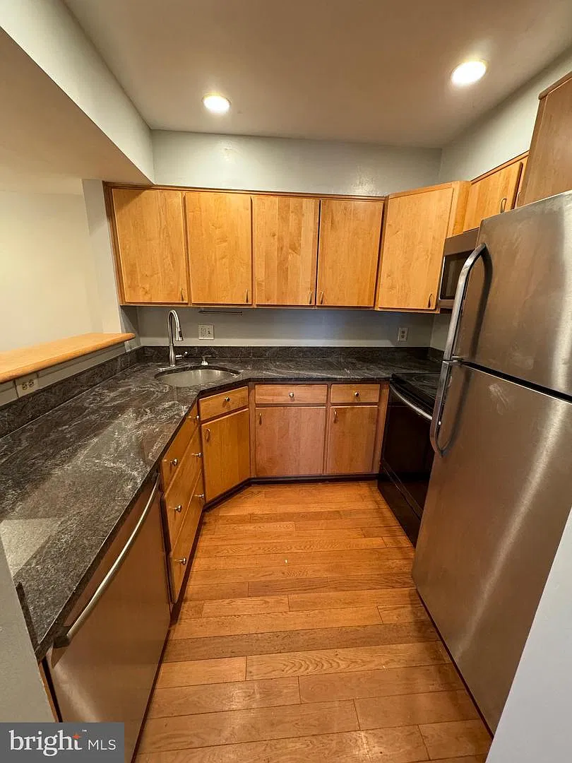 5800 Inman Park Cir — Photo 4