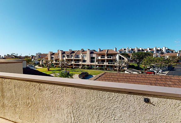 2nd image of 760 Island View Ct