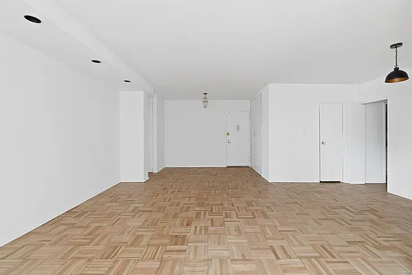 Sold by Compass | media 24