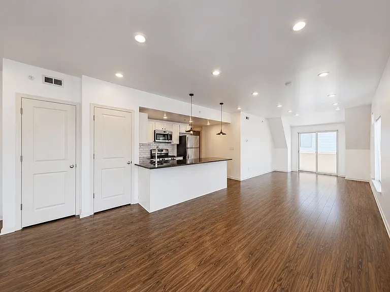 6619 Ridge Avenue — Photo 22