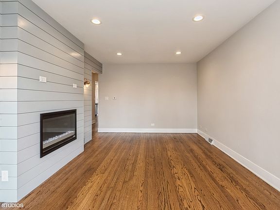 4th image of 8128 N Odell Ave