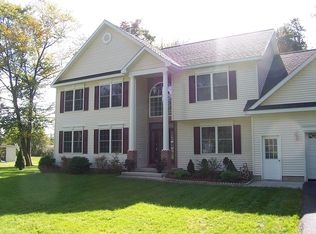 3112 Lone Pine Rd, Schenectady, NY 12303