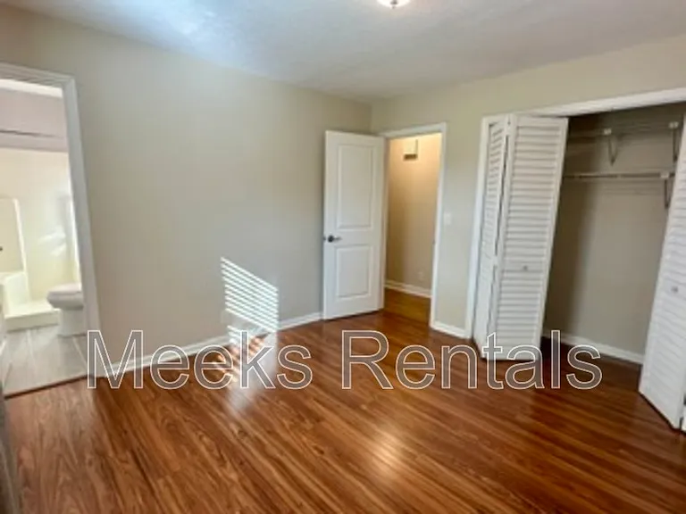 10 Hawthorne St — Photo 14