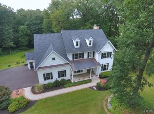 3555 Woodlea Rd N, Whitehall Township, PA 18069