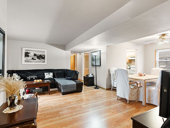 4th image of 4337 N Kedvale Ave APT 1e