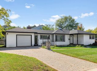 2611 South St, Rolling Meadows, IL 60008