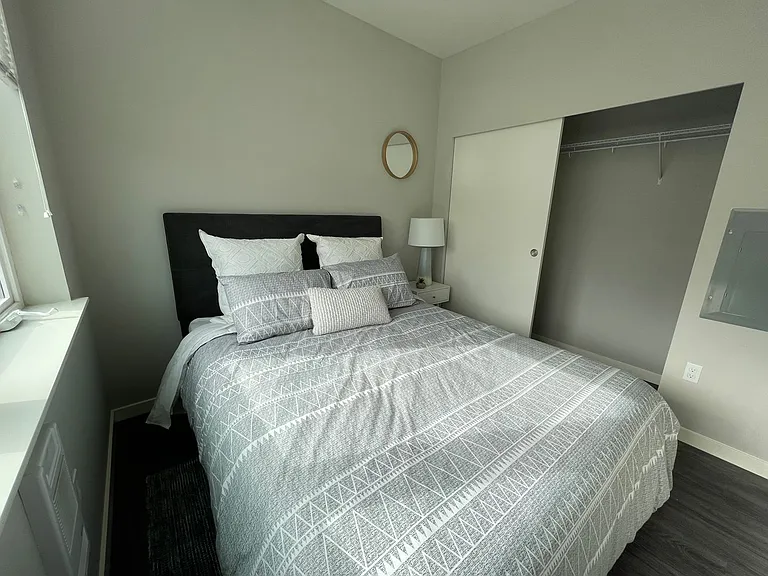 Sylvan Court — Photo 11