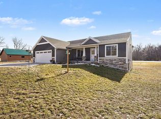 7450 Nineteen Mile Rd NE, Sand Lake, MI 49343