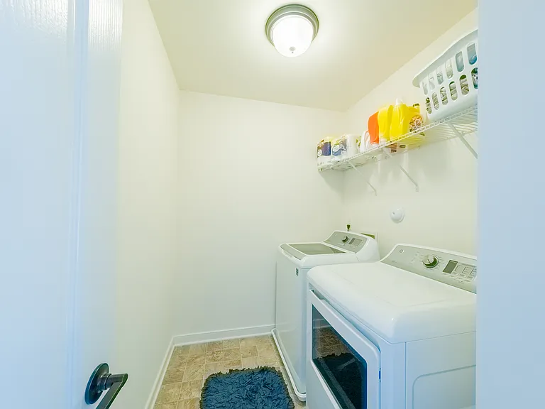 10878 Holman Ridge Rd — Photo 46
