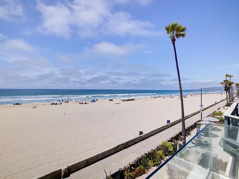 2911 Ocean Front Walk — Photo 28